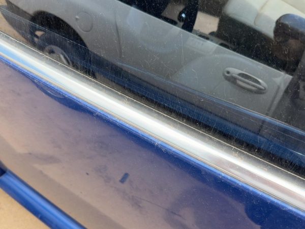 2003-2010 Vw Beetle Convertible Driver Left Front Moulding From Door Oem — photo 3