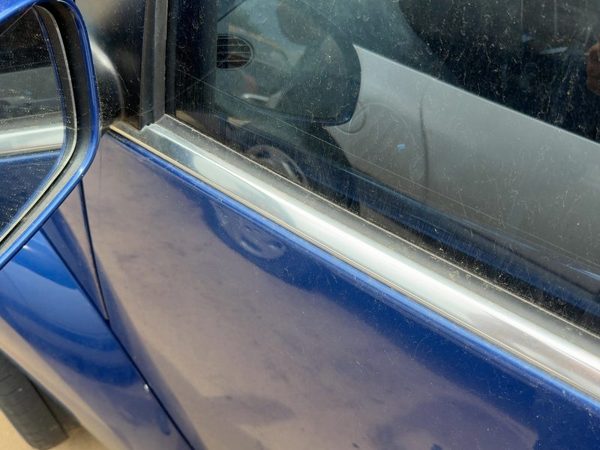 2003-2010 Vw Beetle Convertible Driver Left Front Moulding From Door Oem — photo 7