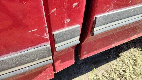 1987-1991 Ford F150 Driver Left Rear Moulding On Cab Oem — photo 3