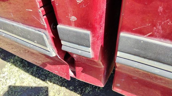 1987-1991 Ford F150 Driver Left Rear Moulding On Cab Oem — photo 1