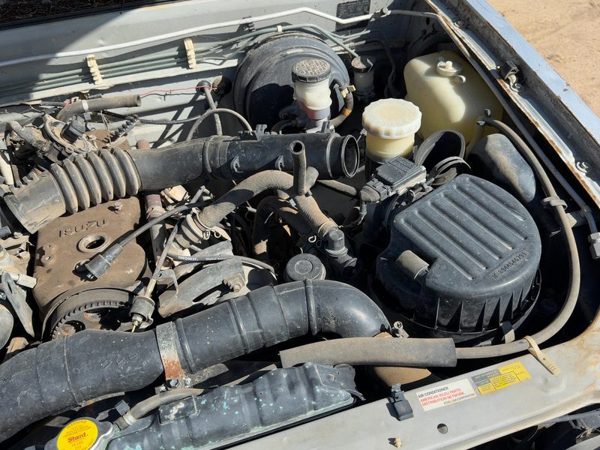 88-92 Pup Complete Air Intake Cleaner Filter Box Housing With Tube Oem 2.6L — photo 1
