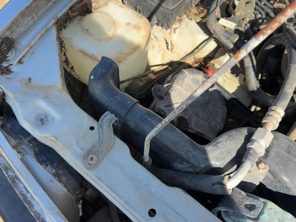 88-92 Pup Complete Air Intake Cleaner Filter Box Housing With Tube Oem 2.6L — photo 2