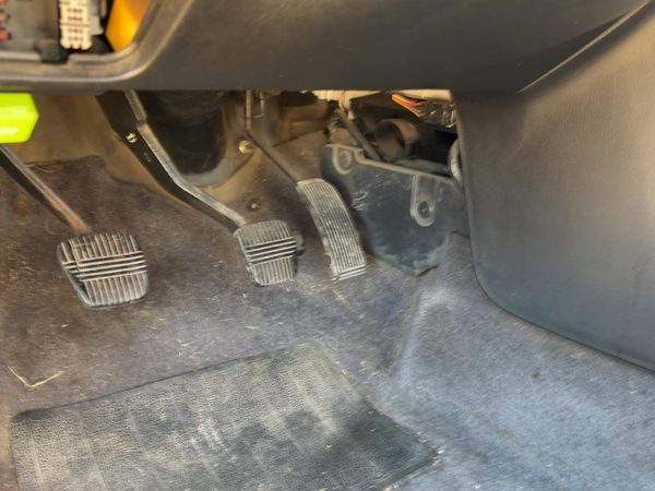 1995-1999 Nissan Maxima Gas Pedal Assembly Oem Accelerator — photo 1