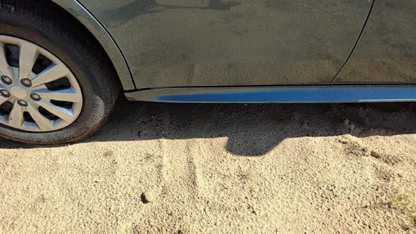 04-08 Grand Prix Passenger Right Lower Rocker Panel Moulding Side Stealth Gray — photo 2