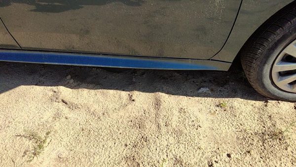 04-08 Grand Prix Passenger Right Lower Rocker Panel Moulding Side Stealth Gray — photo 5