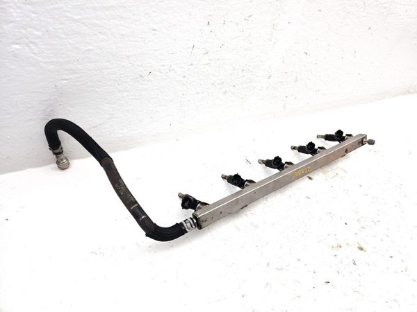 2012-2014 Vw Passat Complete Fuel Rail With Injectors Set Loaded Oem 2.5L — photo 1