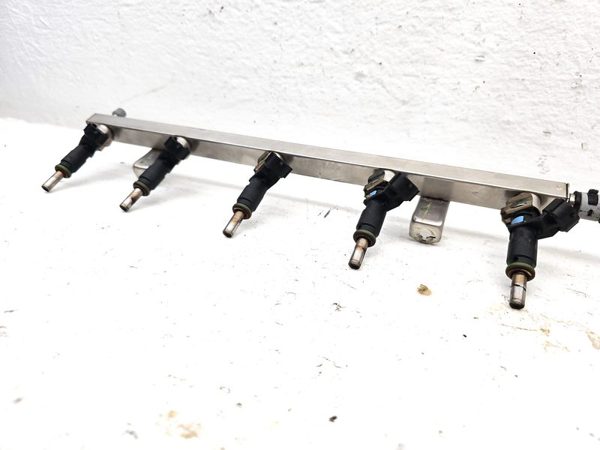 2012-2014 Vw Passat Complete Fuel Rail With Injectors Set Loaded Oem 2.5L — photo 6