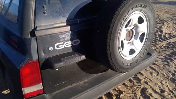 1996 Geo Tracker Back Door RH Black — photo 2