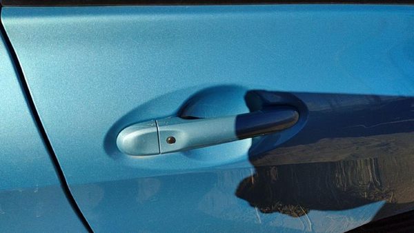2014-2019 Nissan Versa Note Passenger Right Front Outside Door Handle Blue Rbe — photo 3
