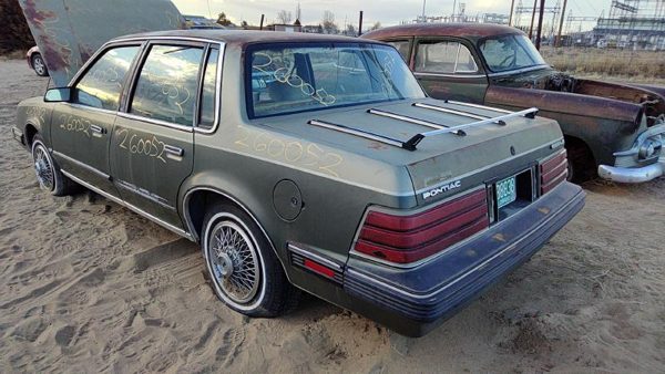1985 Pontiac 6000 — vehicle photo 4