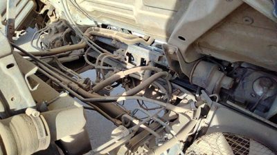 92-98 Isuzu Npr Set Of Cab Hinges Oem Left Right White