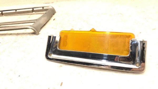 76-77 Regal Driver Left Headlight Chrome Trim With Turn Signal 2 Door 1249957 — photo 8