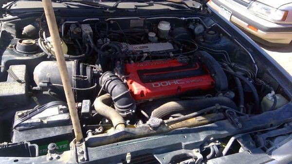 1991 Mitsubishi Galant — vehicle photo 2