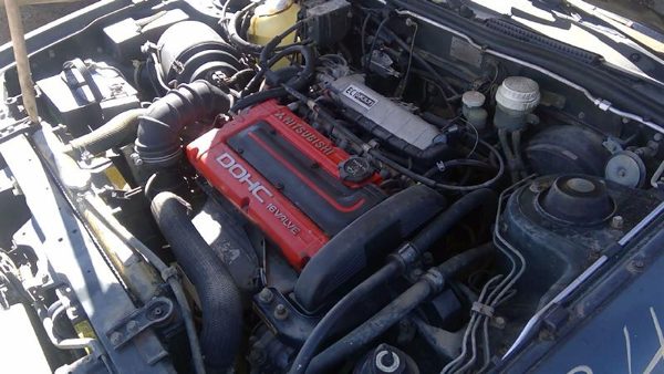 1991 Mitsubishi Galant — vehicle photo 4