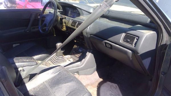 1991 Mitsubishi Galant — vehicle photo 10