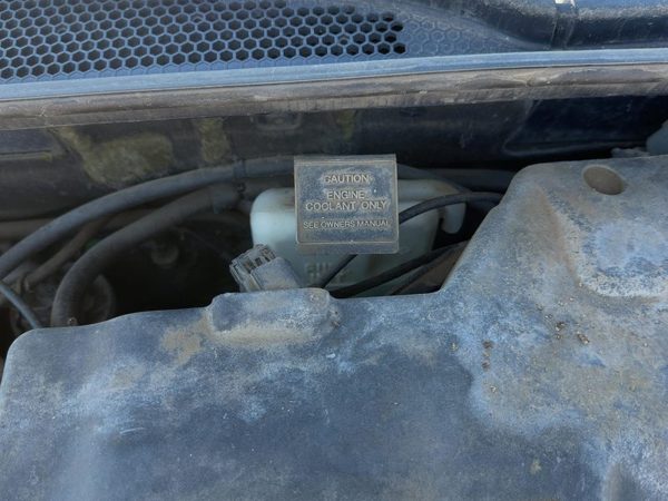 01-02 Pt Cruiser Coolant Reservoir Radiator Overflow Tank Bottle Oem 2.4L — photo 3