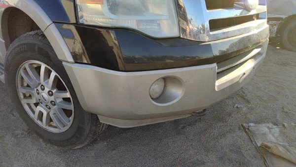 2008 Ford Expedition Front Bumper Assy. Ua Black — photo 2