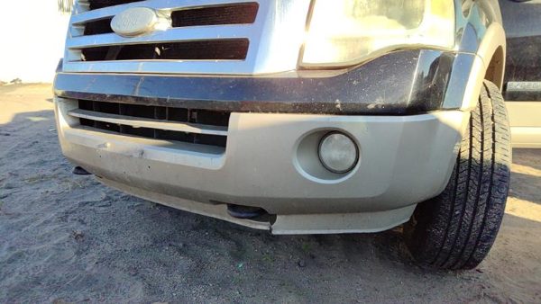 2008 Ford Expedition Front Bumper Assy. Ua Black — photo 6