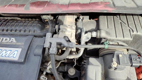 2010-2014 Honda Insight Throttle Body Valve Oem With Sensors 1.3L Hybrid — photo 3