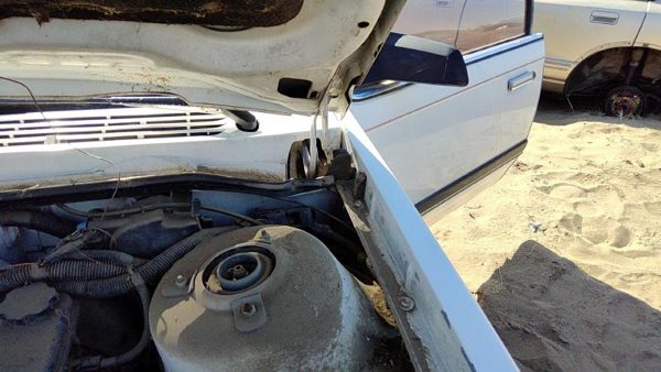 1982-1996 Buick Century Driver Left Hood Hinge Assembly Oem White 20538873 — photo 2
