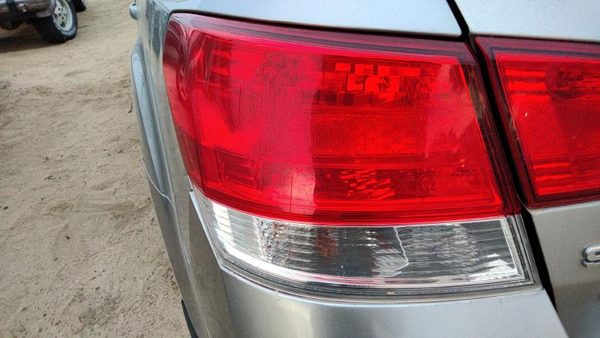 2010-2014 Subaru Legacy Outback Driver Left Outer Tail Light Brake Lamp Oem Rear — photo 2