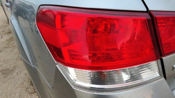 2010-2014 Subaru Legacy Outback Driver Left Outer Tail Light Brake Lamp Oem Rear — photo 4