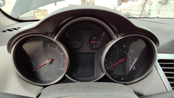2011 Speedometer Cluster Instrument Gauges Panel OEM Dash — photo 3