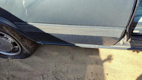 1986 Toyota Camry Passenger Right Rear Moulding From Door Oem Back Trim Strip — photo 4