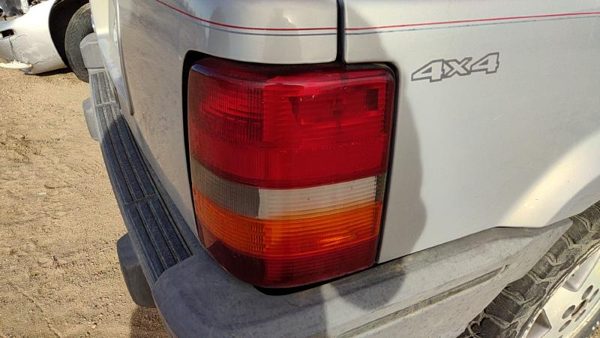 1993-1998 Jeep Grand Cherokee Passenger Right Tail Light Brake Lamp Oem Rear — photo 3