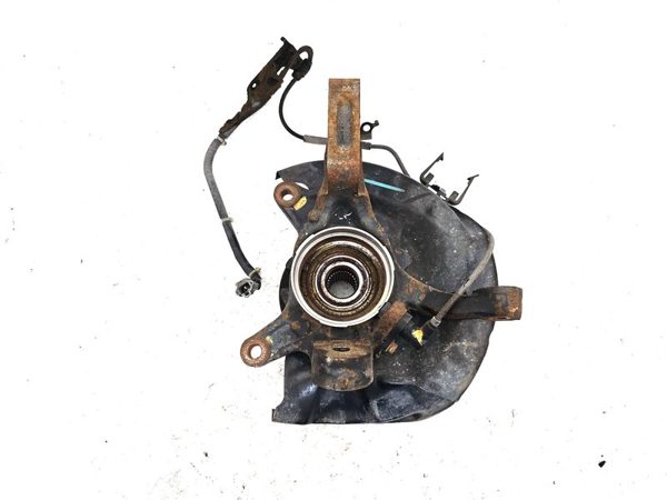 97-01 Toyota Camry Passenger Right Front Spindle Steering Knuckle With Wheel Hub — photo 3