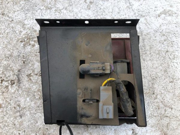 1989 Ford F350 Pickup Ash Tray Slide Out Assembly Oem Red Dash — photo 2
