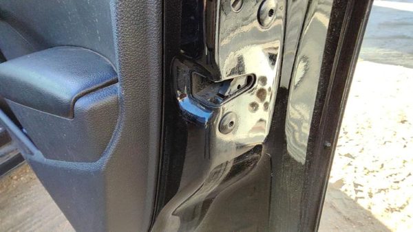 2012-2017 Vw Passat Passenger Right Front Door Latch With Rods/Cables Oem — photo 2