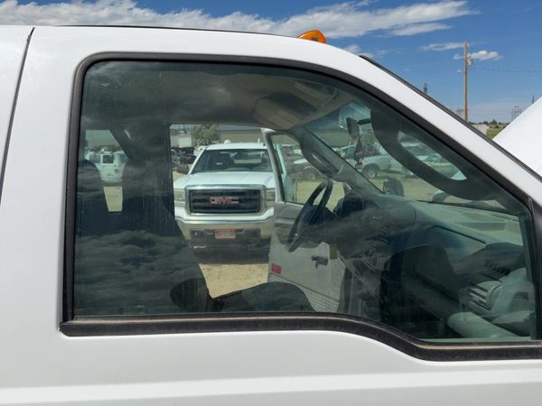 1999-2012 Ford F350 Passenger Right Front Side Window Door Glass Oem — photo 4