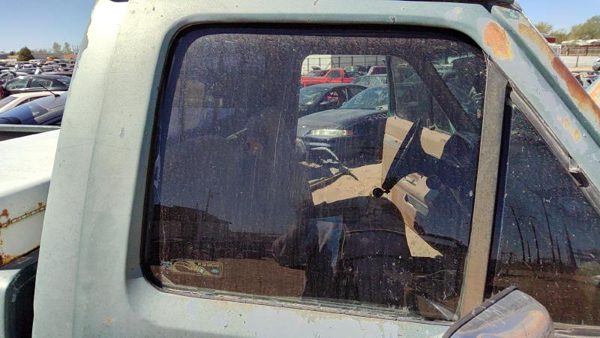 1988 Ford F150 Front Door Glass/window RH Passenger Right Side Window Glass OEM — photo 3
