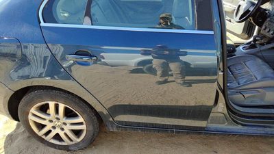 2006 Volkswagen Jetta Rear Door RH Blue
