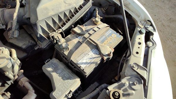 2000-2006 Nissan Sentra Complete Battery Box Mount Tray With Hold Down Oem 1.8L — photo 5