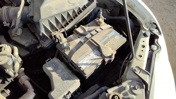 2000-2006 Nissan Sentra Complete Battery Box Mount Tray With Hold Down Oem 1.8L — photo 4