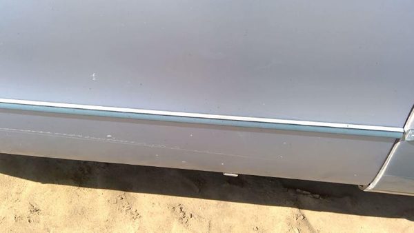 1991 Chevy Caprice Driver Left Front Moulding From Door Oem Trim Strip Blue — photo 3