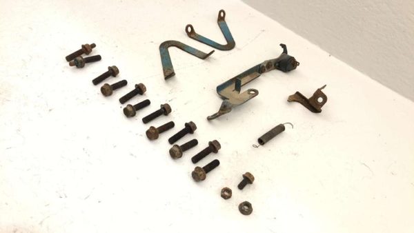 80-81 Cadillac Deville Intake Bolts And Brackets Set 368 6.0L — photo 3
