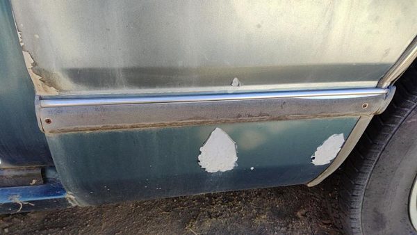88-91 Olds Cutlass Cierra Driver Left Rear Lower Moulding On Quarter Panel Oem — photo 1