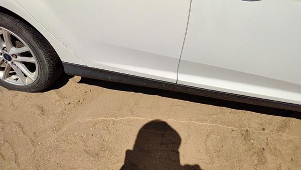 12-18 Focus Passenger Right Lower Rocker Panel Moulding Side Skirt Oem White Yz — photo 5