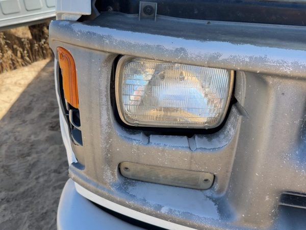 96-17 Chevy Express 2500 Passenger Right Head Light Oem Front Lamp Sealed Beam — photo 1