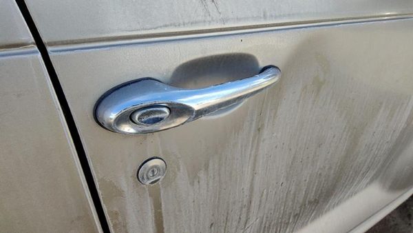 2002 Chrysler PT Cruiser Outside Door Handle RH — photo 4