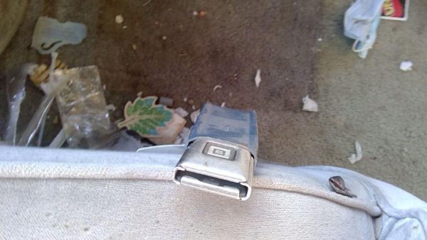 1987-1989 Chevy G20 Van Driver Left Front Seat Belt Buckle Receiver Oem Blue — photo 3