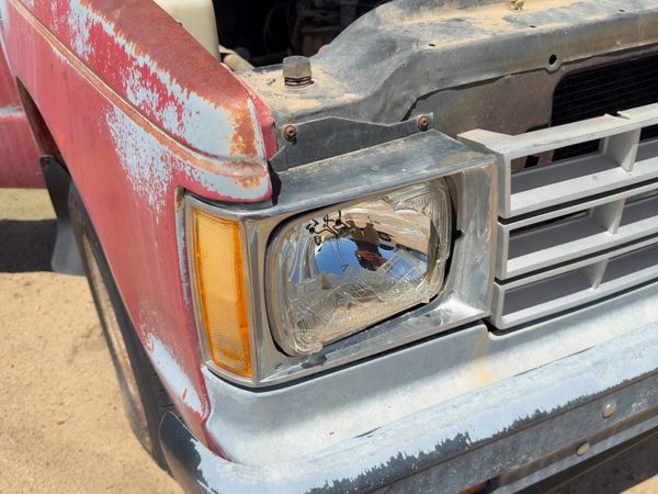 1982-1990 Chevy S10 Pickup Chrome Trim Bezel Around Headlight Oem Door 15591586 — photo 2