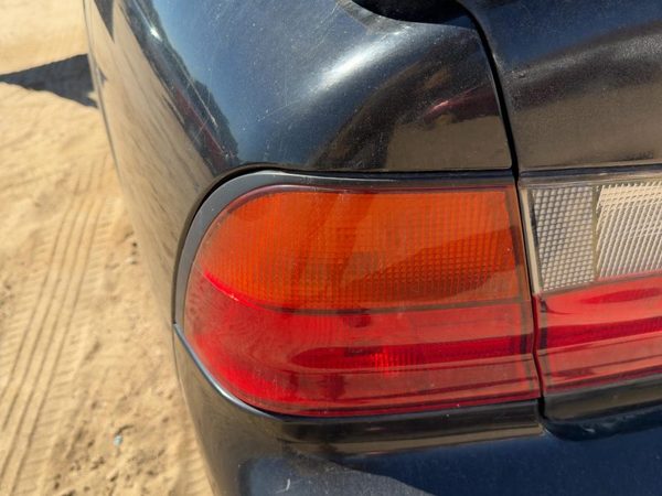 95-96 Maxima Driver Left Outer Tail Light Brake Lamp Oem Rear 4-Door Sedan — photo 3