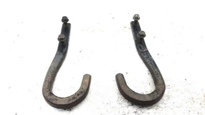 95-05 Chevy S10 Blazer Tow Hook Set Oem
