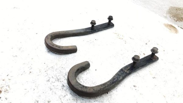 95-05 Chevy S10 Blazer Tow Hook Set Oem — photo 3