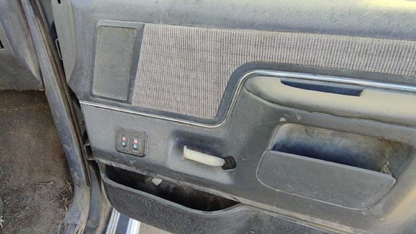 87-91 F250 Pickup Passenger Right Front Inside Door Trim Panel Only Oem Gray — photo 5