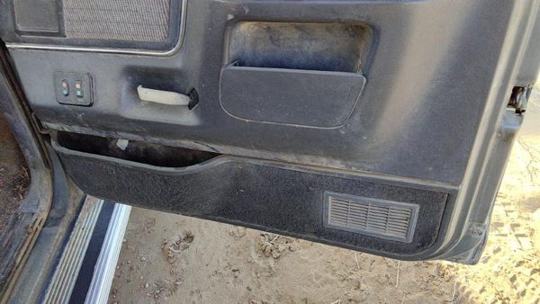 87-91 F250 Pickup Passenger Right Front Inside Door Trim Panel Only Oem Gray — photo 8